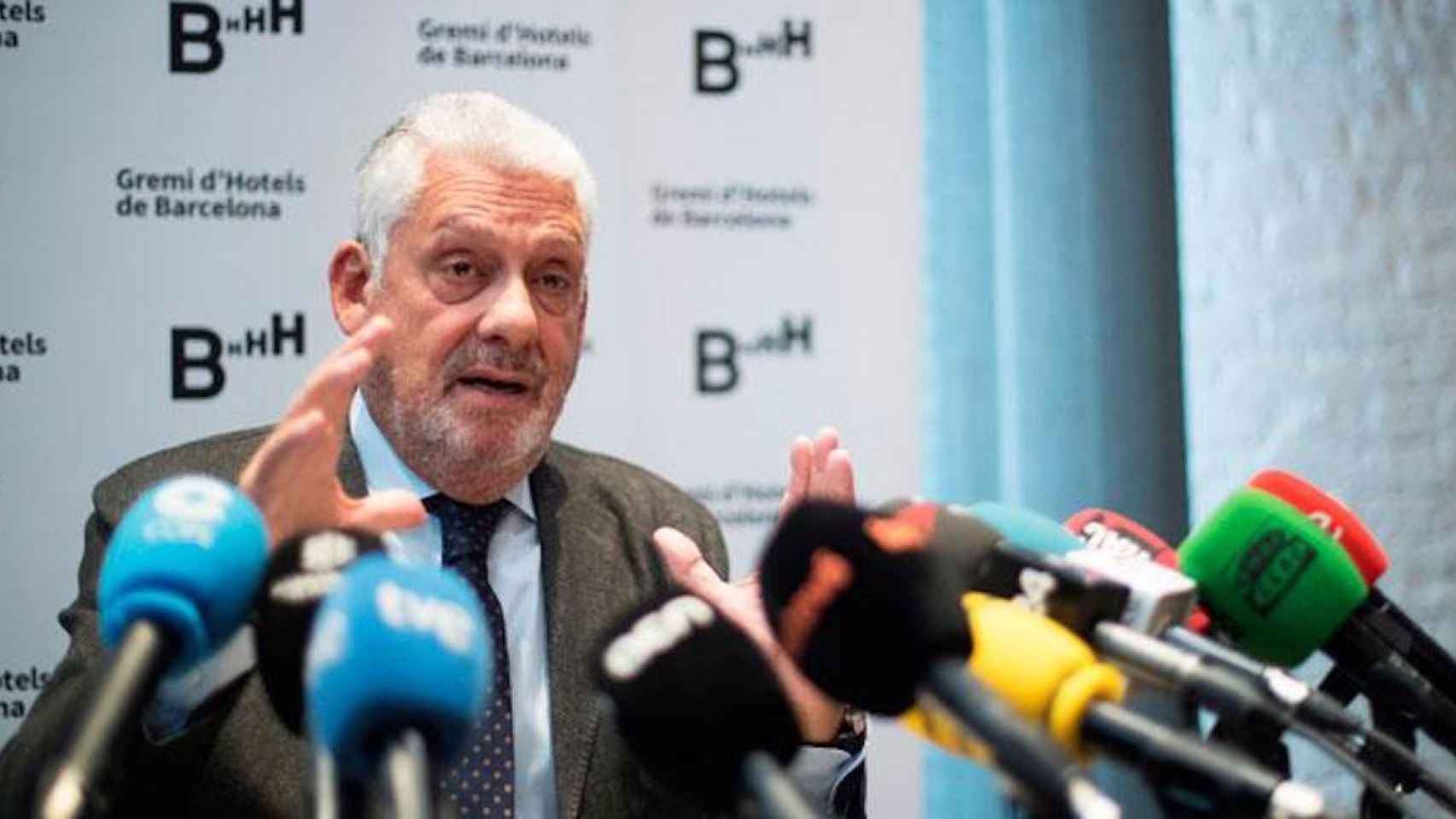 El Presidente del Gremi d'Hotels, Jordi Clos, durante una rueda de prensa / EFE