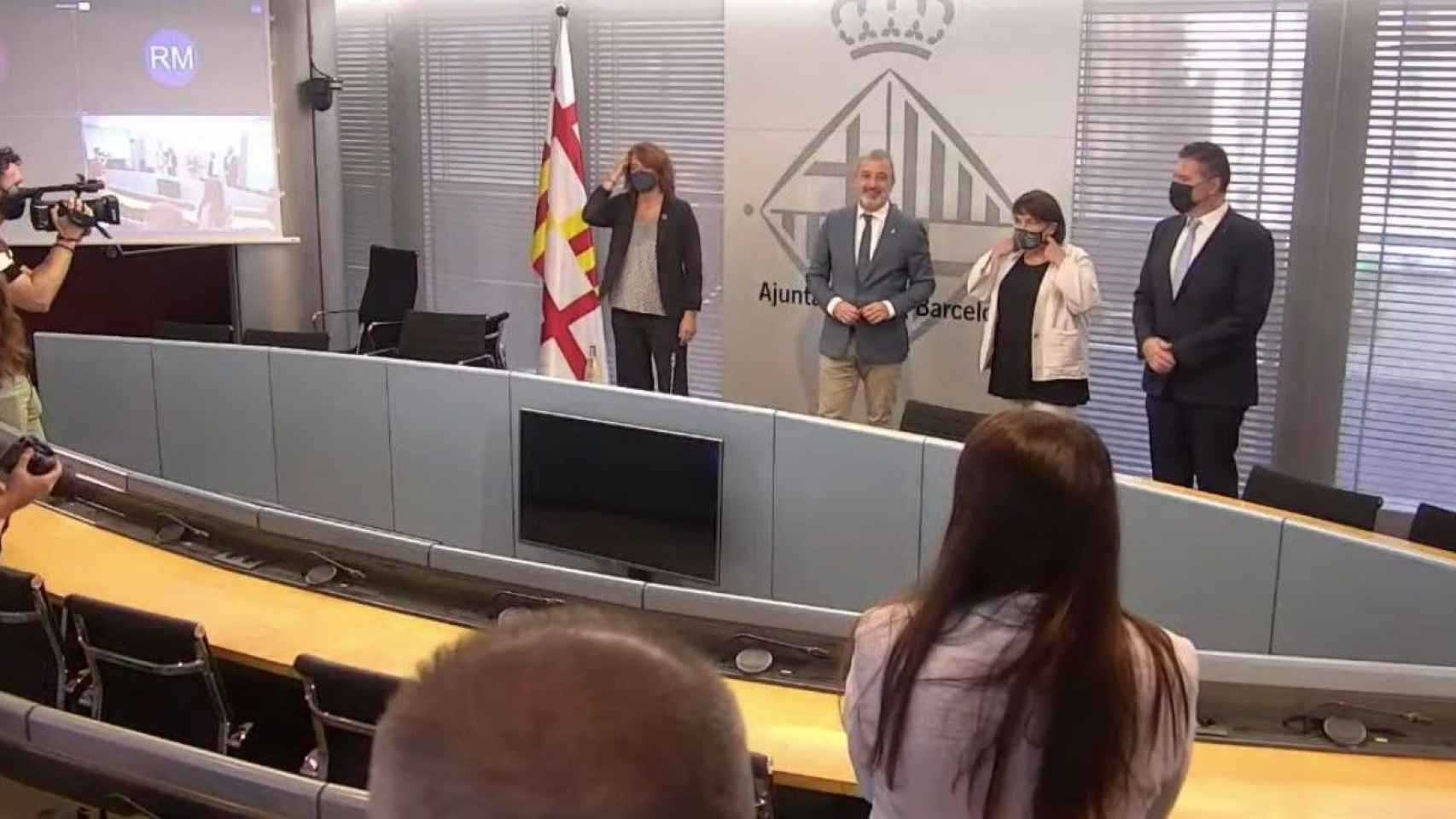 Jaume Collboni, entre Laia Bonet y Rosa Alarcón / AYUNTAMIENTO DE BARCELONA