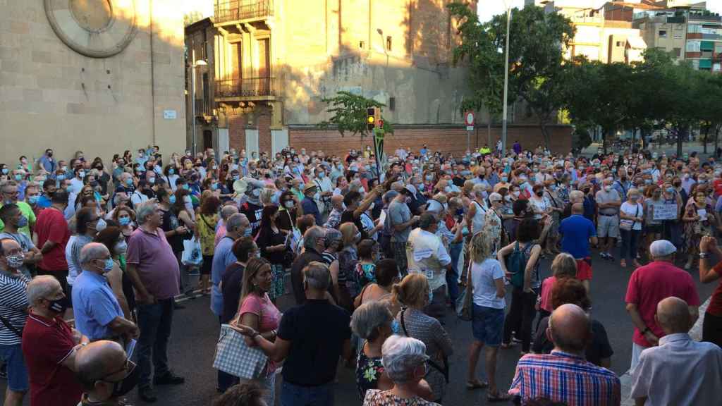 Protesta en Sant Andreu contra el puerta a puerta / RP