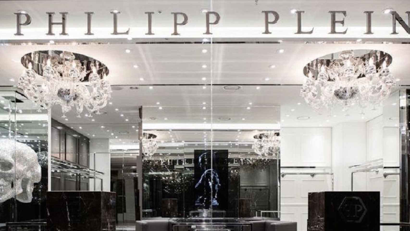 Exterior de una tienda de Philipp Plein