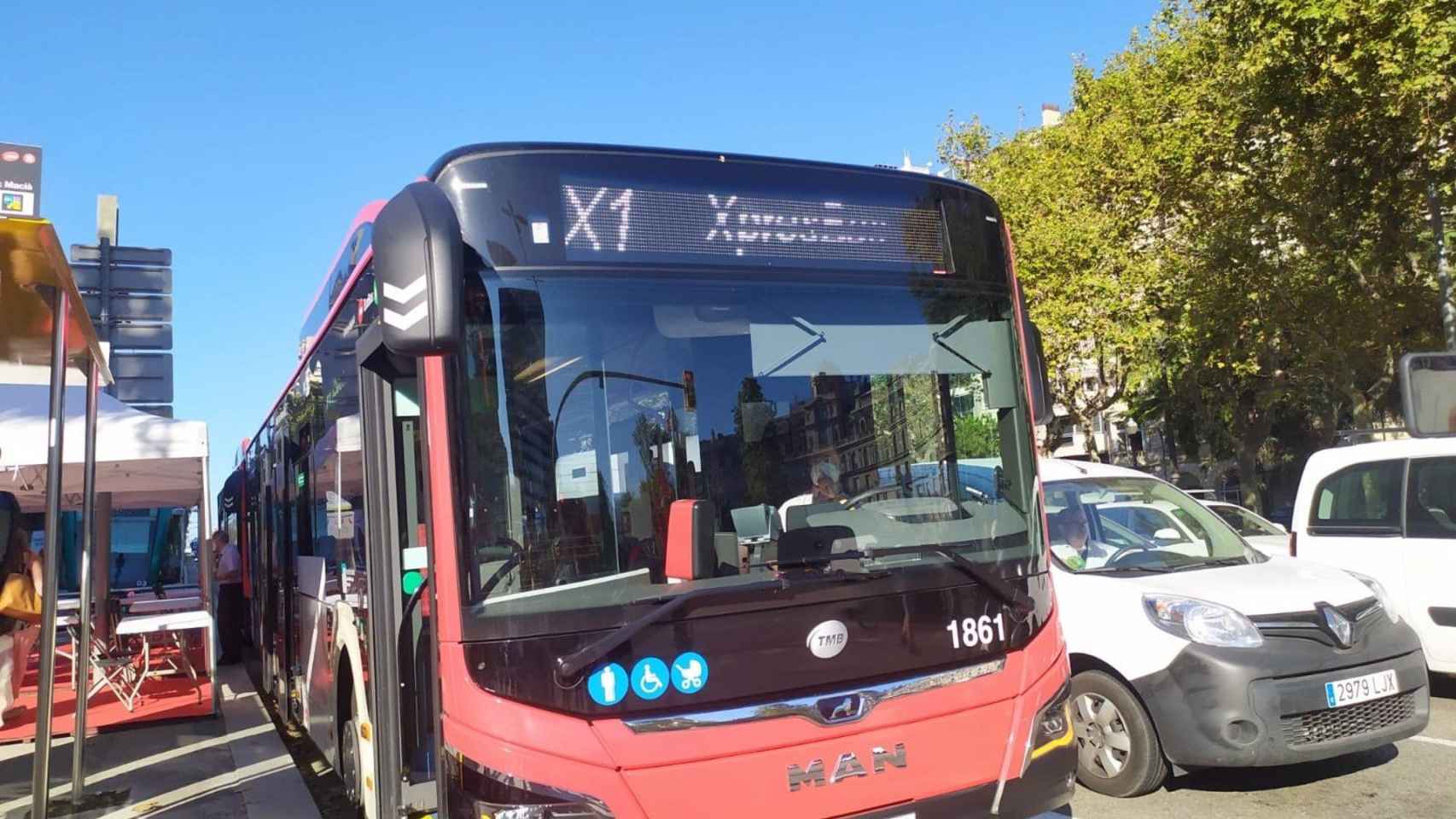 La nueva línea de bus exprés X1 que conecta la zona de Glòries y Francesc Macià / EUROPA PRESS