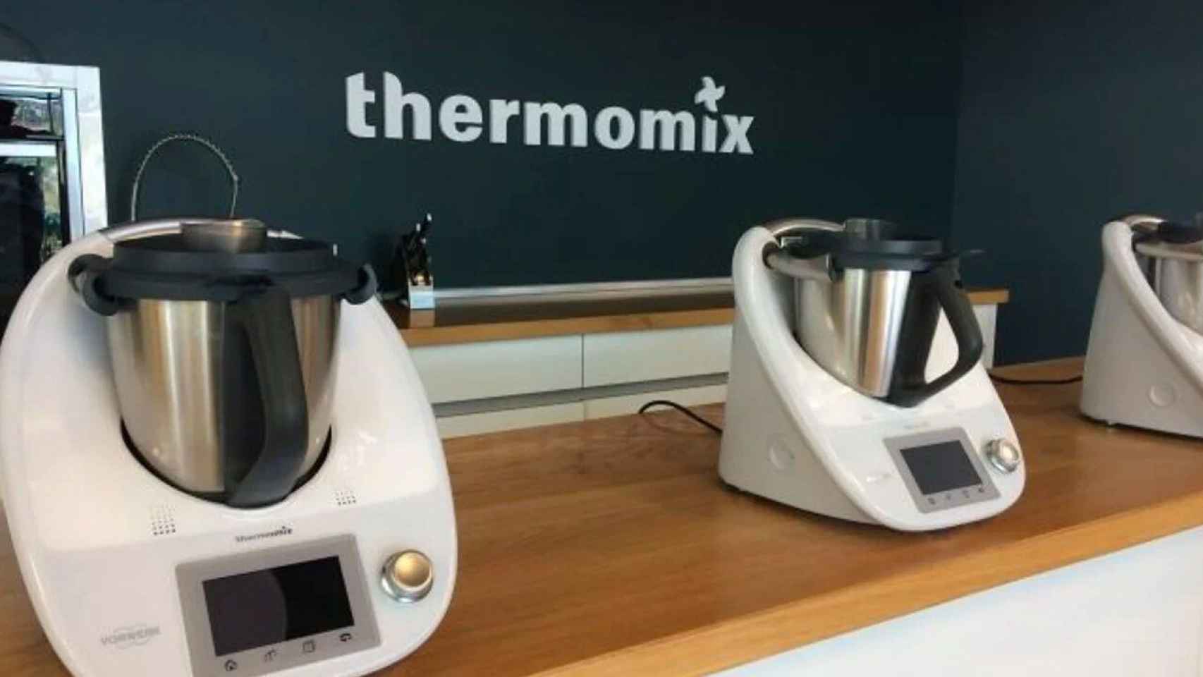 Imagen de archivo de dos productos Thermomix