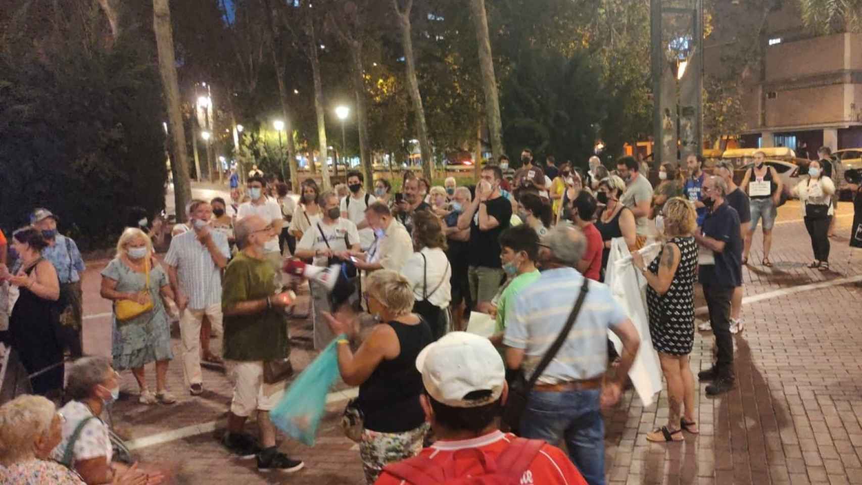 Movilización en el Besòs i el Maresme contra el incivismo y la inseguridad / TWITTER AVV MARESME