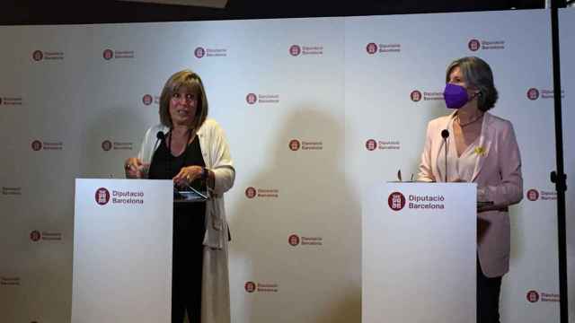La presidenta de la Diputació de Barcelona, Núria Marín, y la vicepresidenta segunda, Carmela Fortuny / RP
