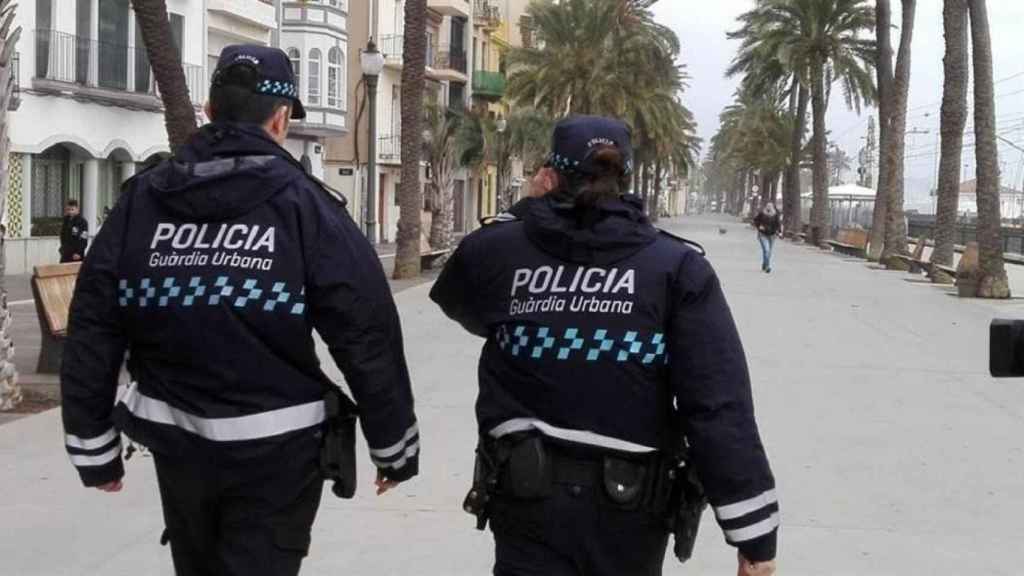 Agentes de la Guardia Urbana de Badalona / AJ BADALONA