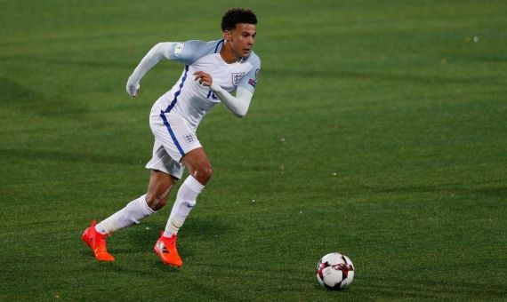 Dele Alli durante un partido de fútbol del Tottenham / ARCHIVO