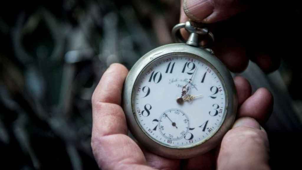 Reloj de bolsillo en una imagen de archivo