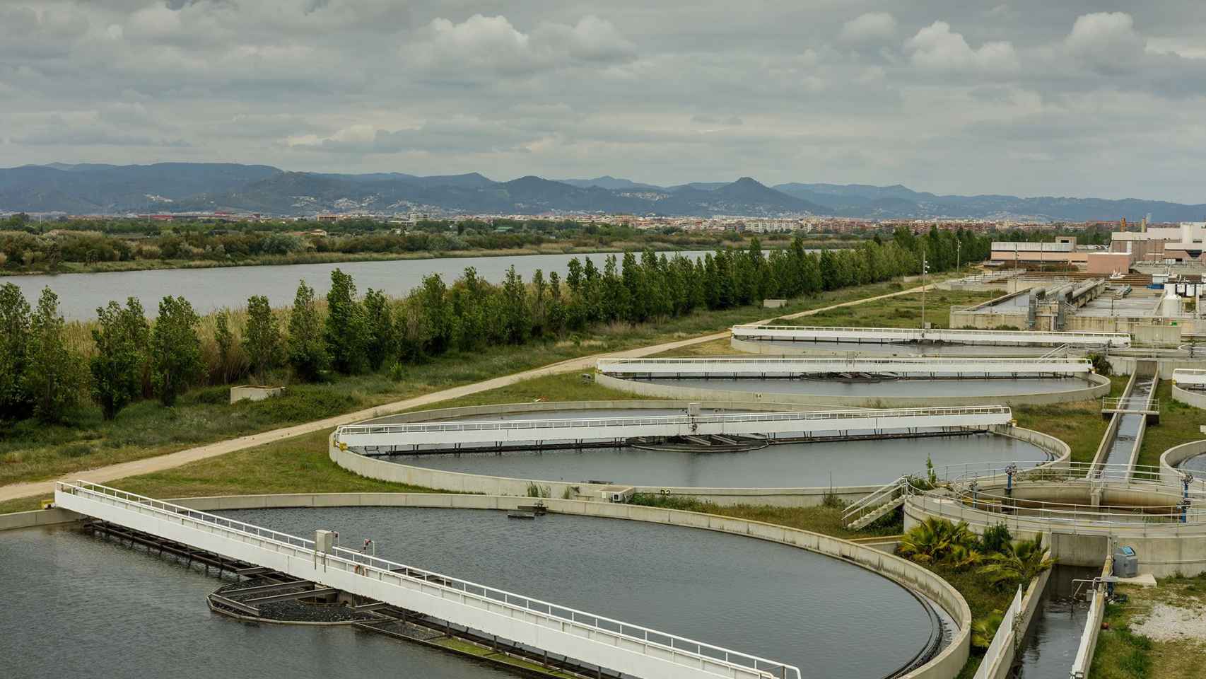 Ecofactoría de Aigües de Barcelona en el Baix Llobregat: dar una nueva vida al agua para una mayor sostenibilidad / AIGÜES DE BARCELONA