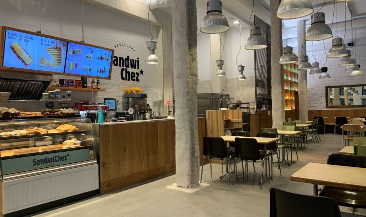 Interior del nuevo restaurante de SandwiChez, ubicado en la calle del Carme, 25 / Laborde Marcet