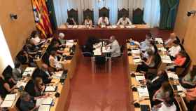 Un pleno en el Ayuntamiento de Badalona / CG