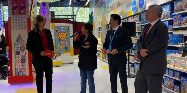 Eva Hache en la presentación de la nueva tienda Lego / METRÓPOLI