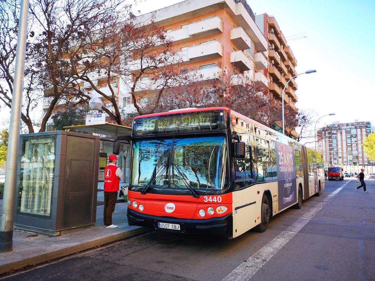 Un autobús de TMB en una imagen de archivo