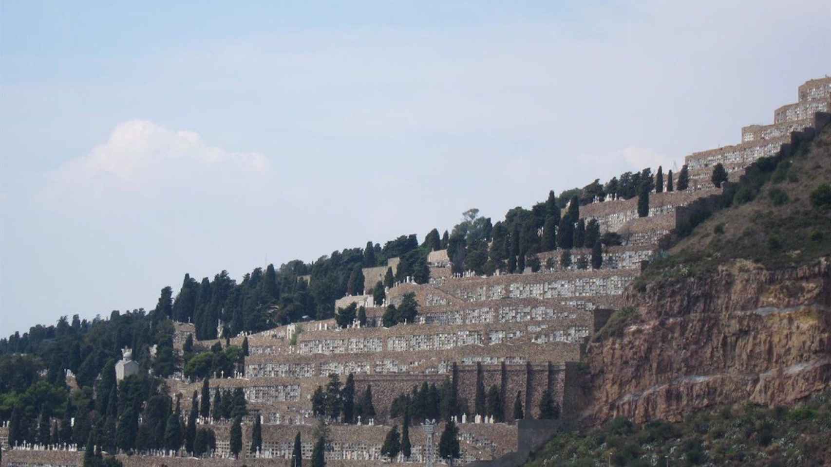 Imagen de archivo del cementerio de Collserola / EUROPA PRESS