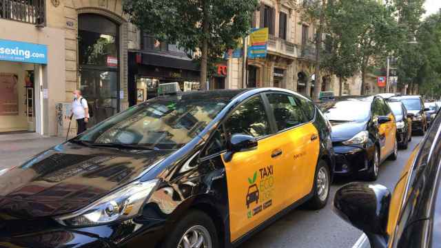 Taxis en Barcelona / METRÓPOLI