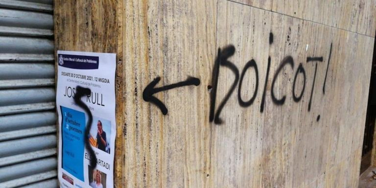 Pintadas amenazantes contra Josep Rull en la librería Etcètera / REDES SOCIALES