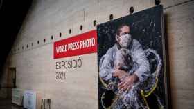 Entrada de la exposición del World Press Photo 2021 en el CCCB de Barcelona / PABLO MIRANZO - MA