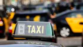 Taxis de Barcelona durante una movilización / EUROPA PRESS