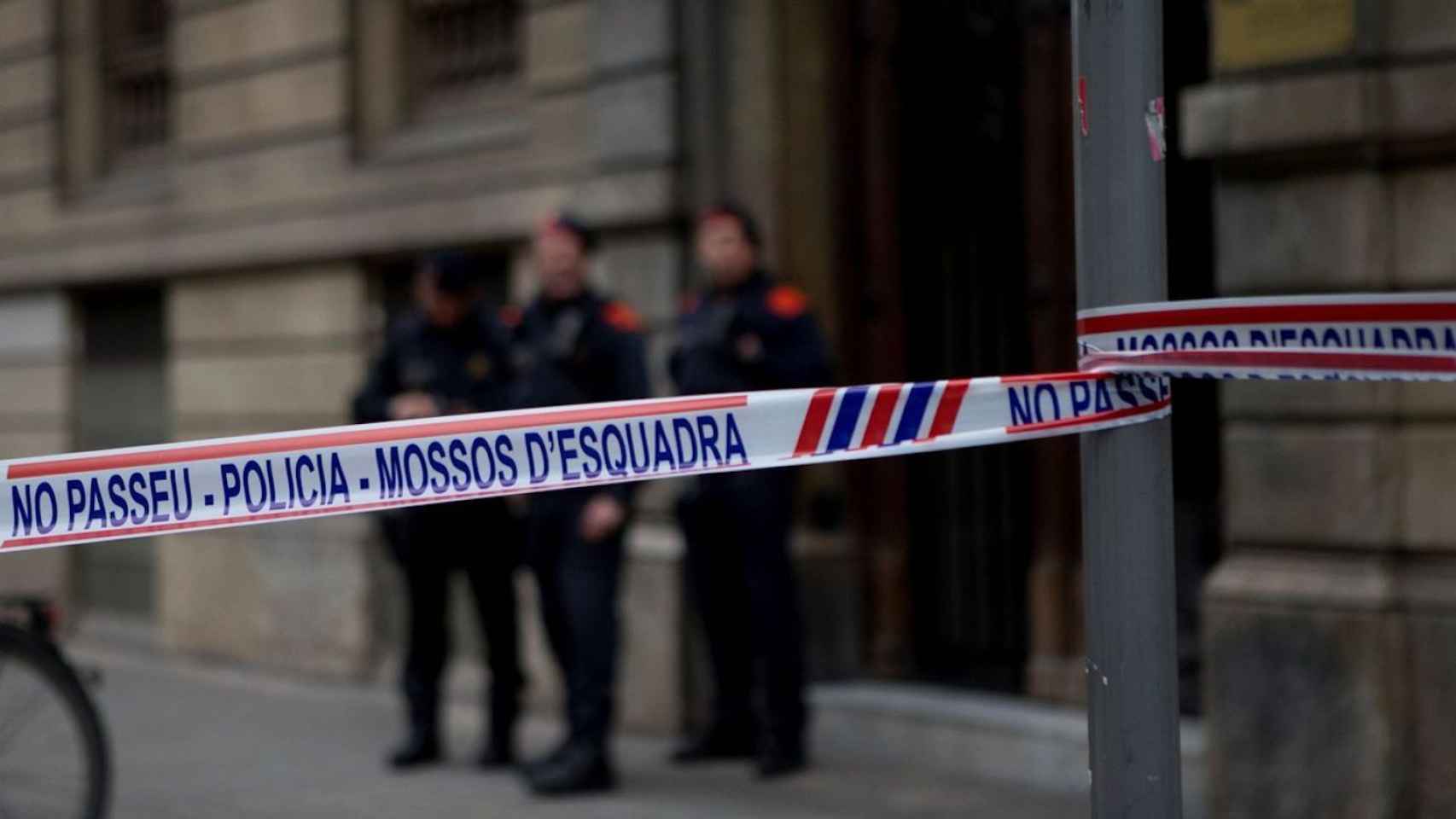 Zona acordonada por los Mossos d'Esquadra en una imagen de archivo / EFE