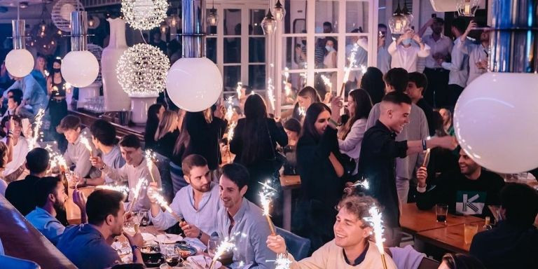 Celebración de un 'juernes' en el restaurante Patrón de Barcelona / INSTAGRAM