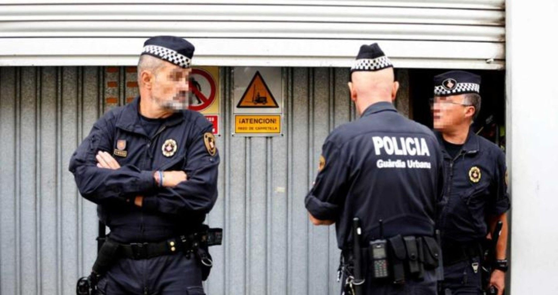 Agentes de la Guardia Urbana en Nou Barris / EFE