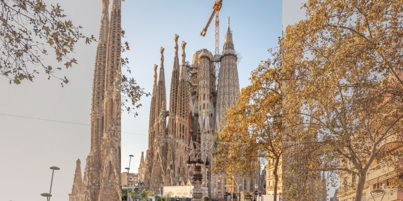 La Sagrada Família sin la estrella / SAGRADA FAMÍLIA