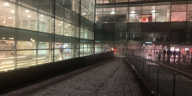 Lluvia de granizo en el Aeropuerto de Barcelona / DAVID CASALS - @informatiu