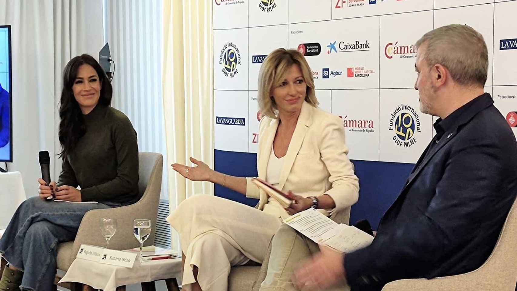 Begoña Villacís, la periodista Susana Griso y Jaume Collboni, en las jornadas de S'Agaró / EP