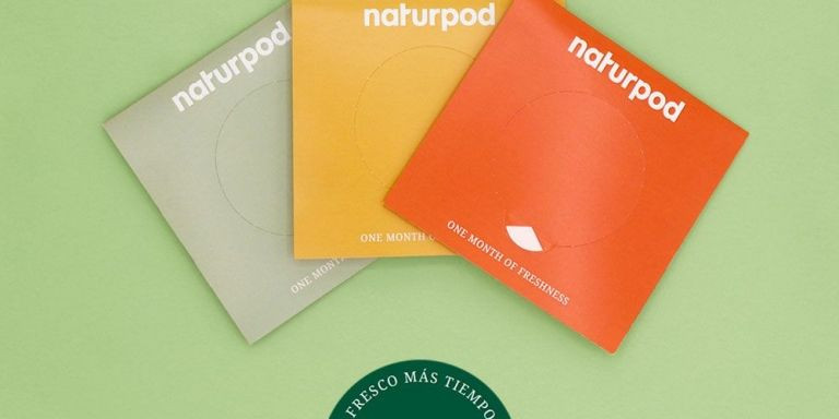 Tres sobres de Naturpod, el producto que alarga la vida de las frutas y las verduras / CEDIDA