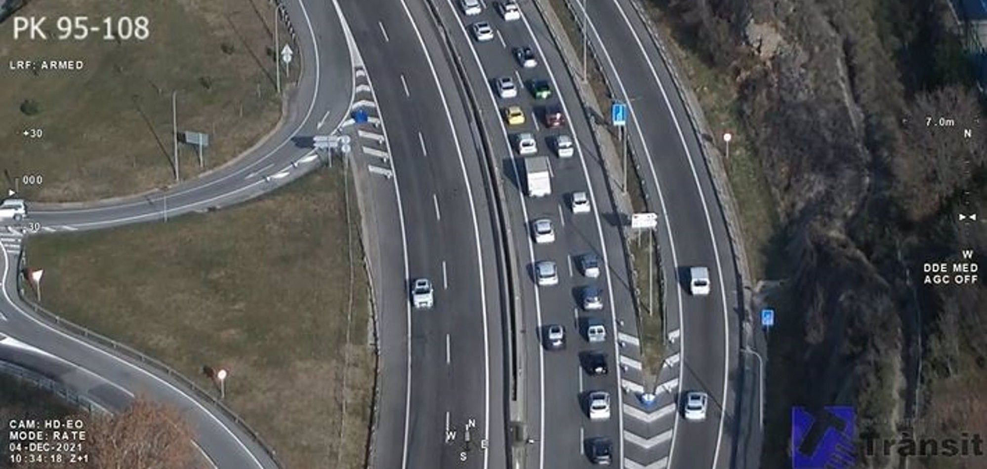 Retenciones en una carretera del área de Barcelona / TRÀNSIT