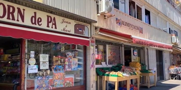 Una de las calles comerciales de la Mina / METRÓPOLI