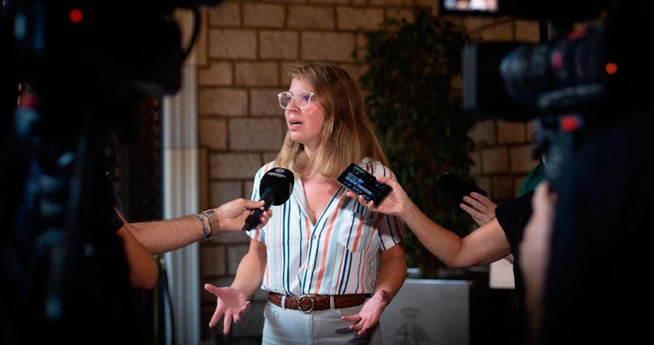 Janet Sanz, teniente de alcalde de Urbanismo de Barcelona, ante los medios / EP