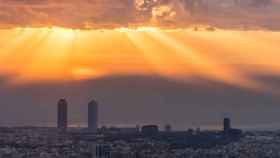 Panorámica de Barcelona realizada desde el Observatorio Fabra / ALFONS PUERTAS - @alfons_pc