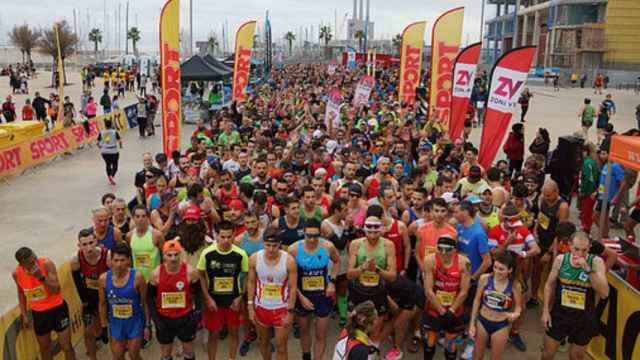 Imagen de archivo de una edición de la Cursa de Sant Silvestre de Badalona / CURSA SANT SILVESTRE