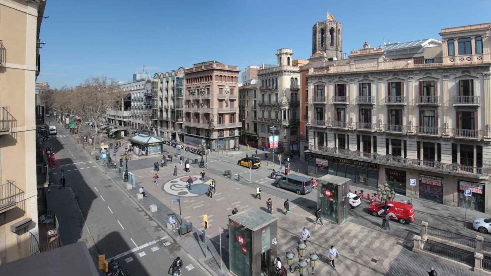 Vista de la Rambla, un paseo que se empezará a reformar en 2022 / AYUNTAMIENTO DE BARCELONA