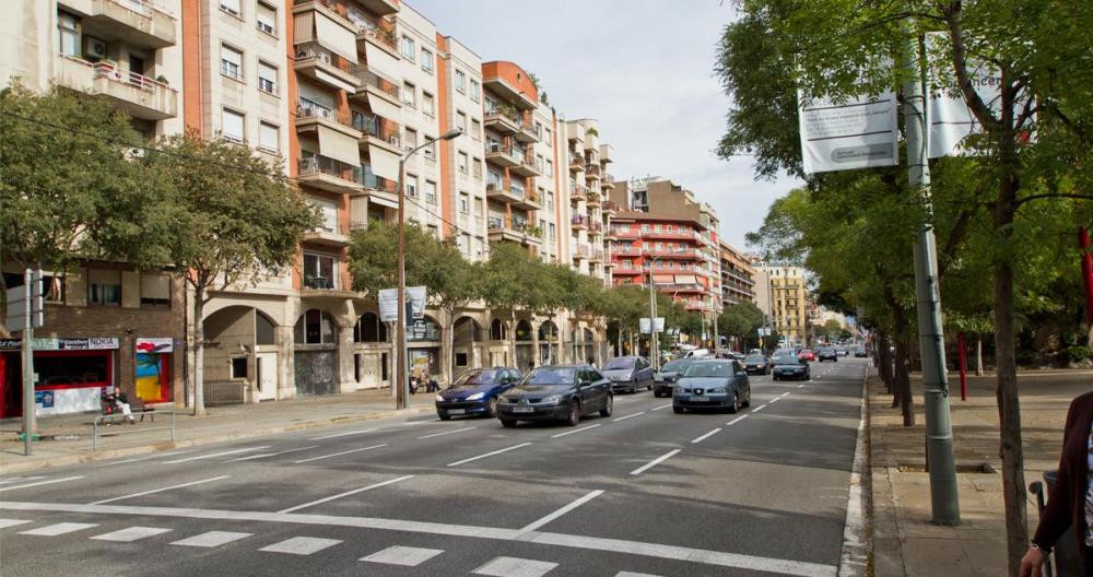 Coches circulando con fluidez por la calle Aragó de Barcelona / RP