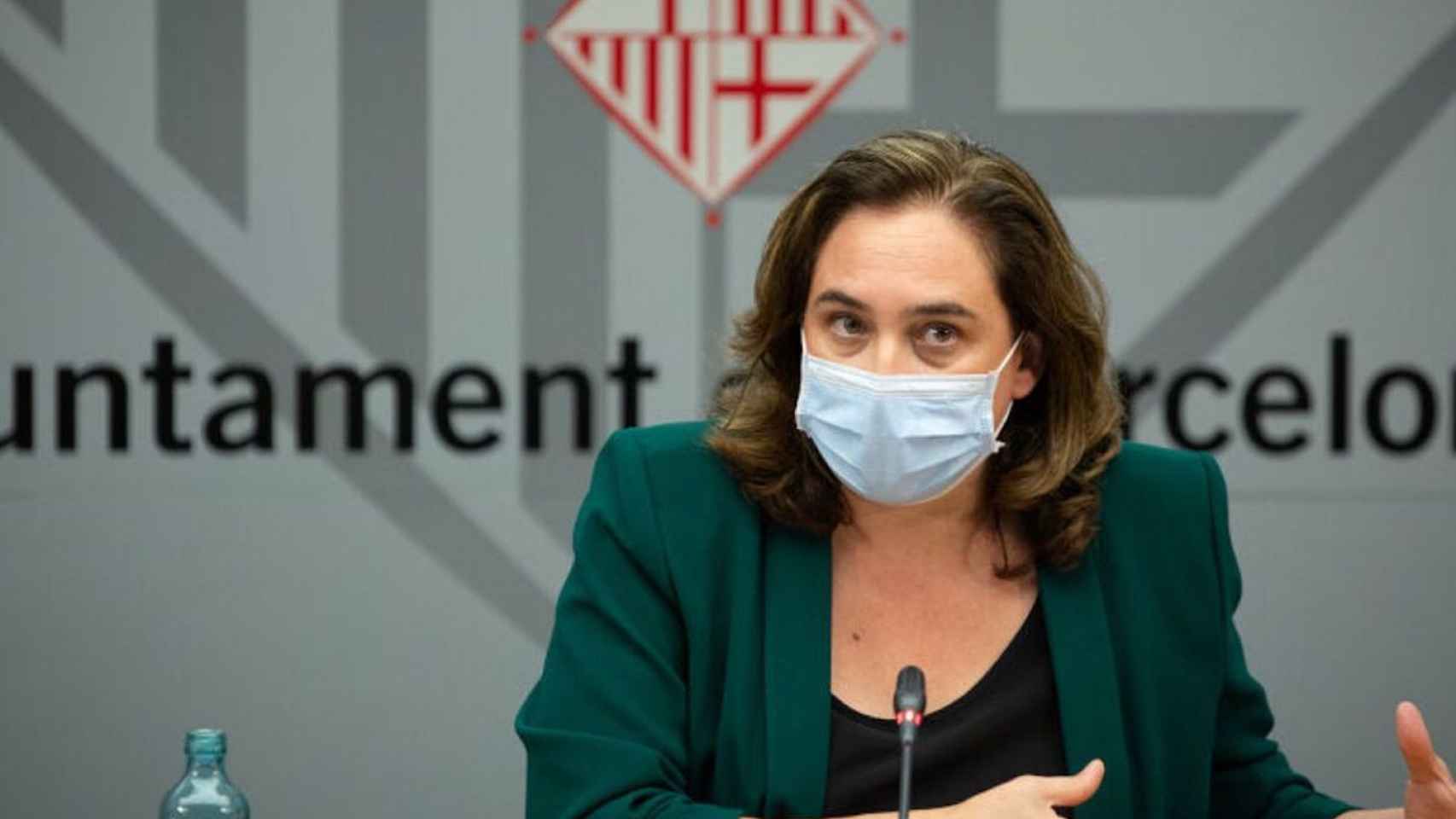 La alcaldesa de Barcelona, Ada Colau, durante una rueda de prensa / EUROPA PRESS