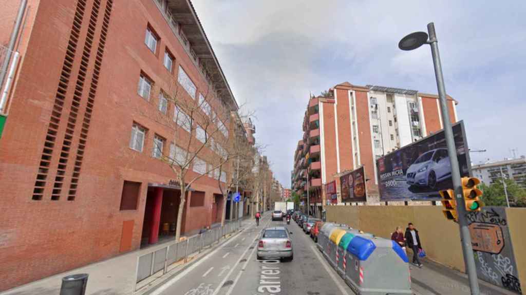 Calle de Gavà del barrio de la Bordeta, donde se ha producido un incendio / GOOGLE MAPS