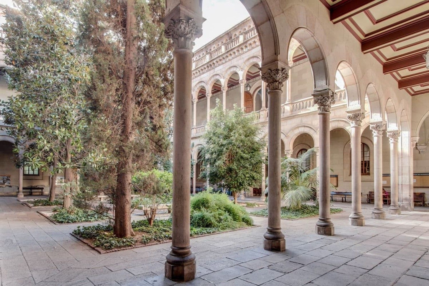 Interior de la Universidad de Barcelona (UB), que se encuentra entre las 200 mejores del mundo / UB