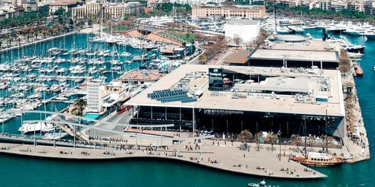 Imagen aérea del centro comercial Maremágnum de Barcelona, donde se verá el cicl / Cedida