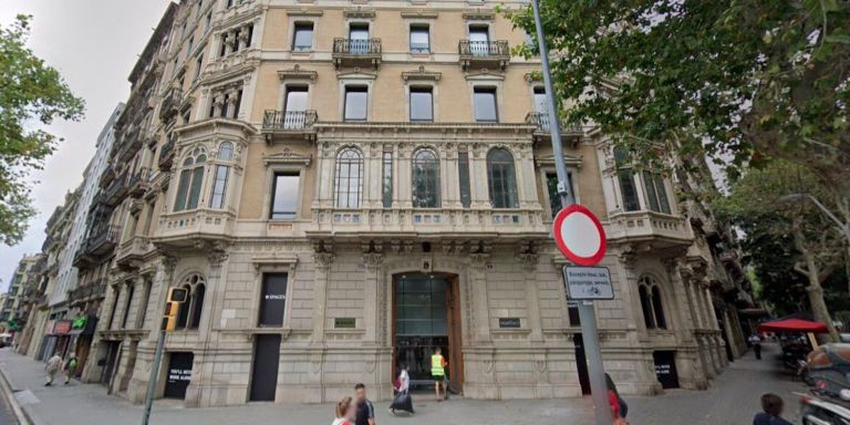 Edificio de Gran Via 583, donde están las nuevas oficinas de Google / GOOGLE STREET VIEW