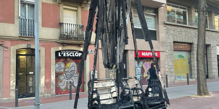 Vandalismo en el bar L'Esclop de Sant Antoni / SOM SANT ANTONI