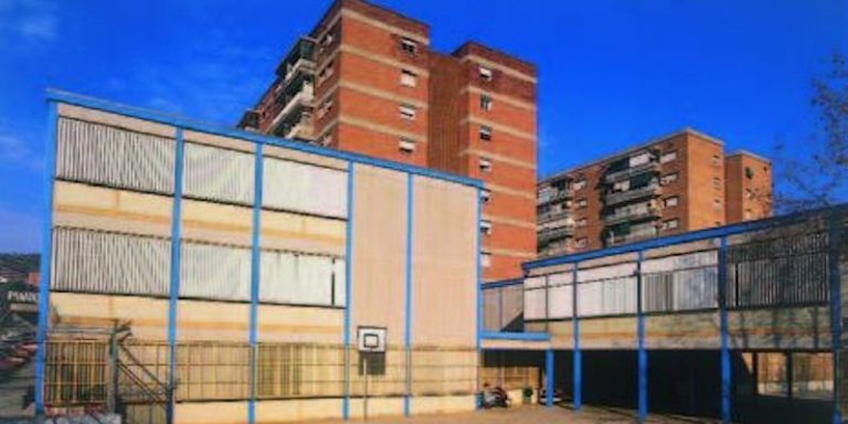 Fachada de la escuela Àgora, uno de los centros con más contagios / AJUNTAMENT DE BARCELONA