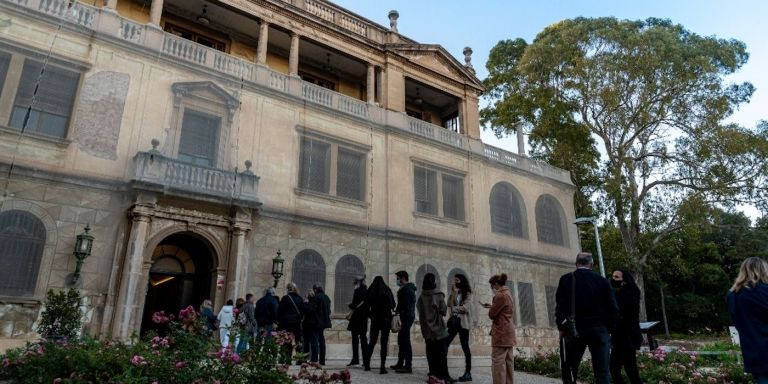 Personas entrando a la cena con Jazz y Soul de la finca Mas Ravellat Pla / ARCHIVO