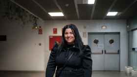 Susana Martinez Heredia, vecina de La Mina, en la Biblioteca Font de La Mina / PABLO MIRANZO (MA)