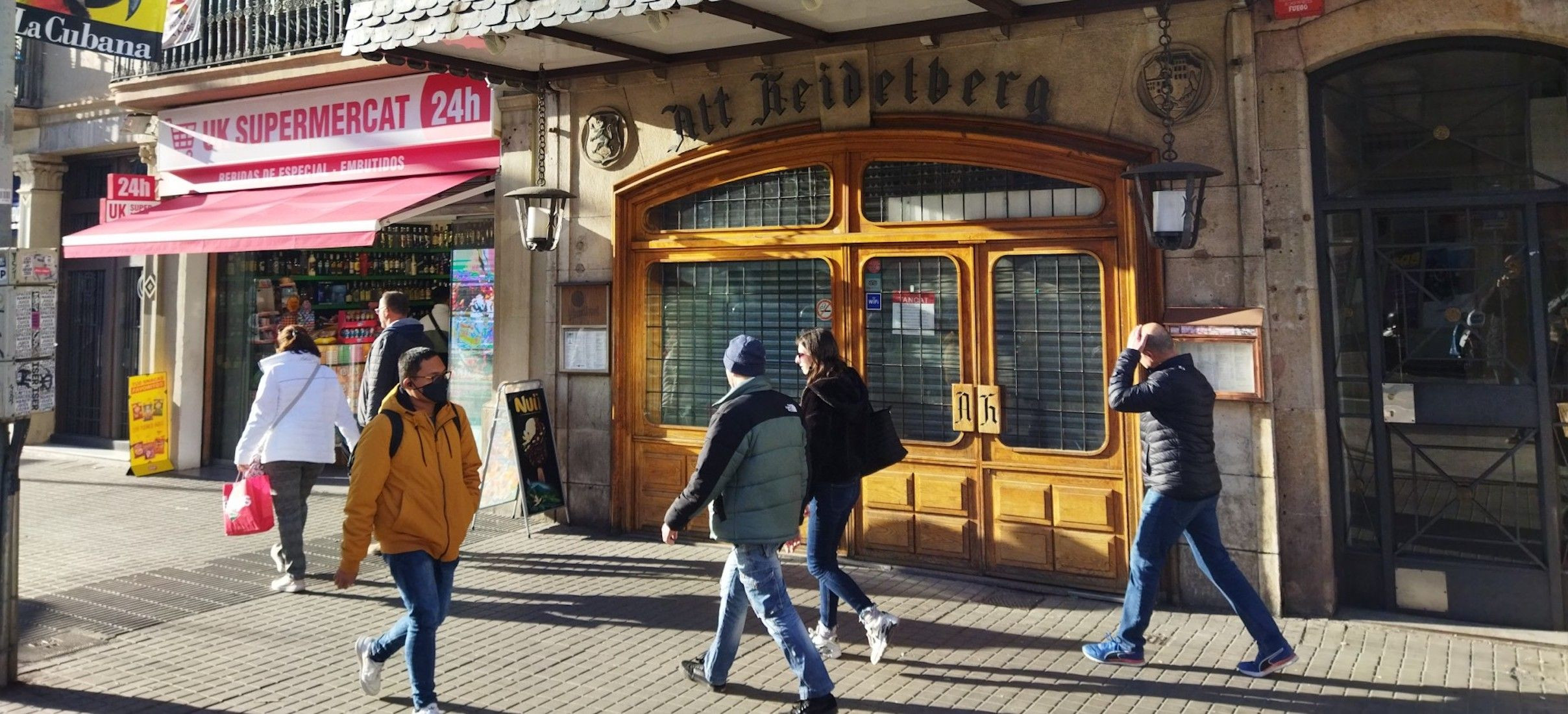 Entrada del Alt Heidelberg, cerrado hace unas semanas / METRÓPOLI - JORDI SUBIRANA