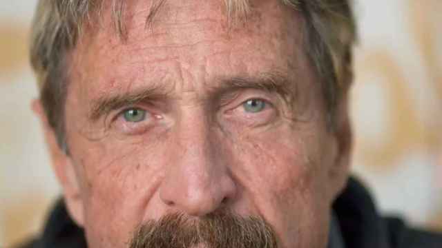 Una imagen del empresario John McAfee de 2020 publicada en su twitter / TWITTER
