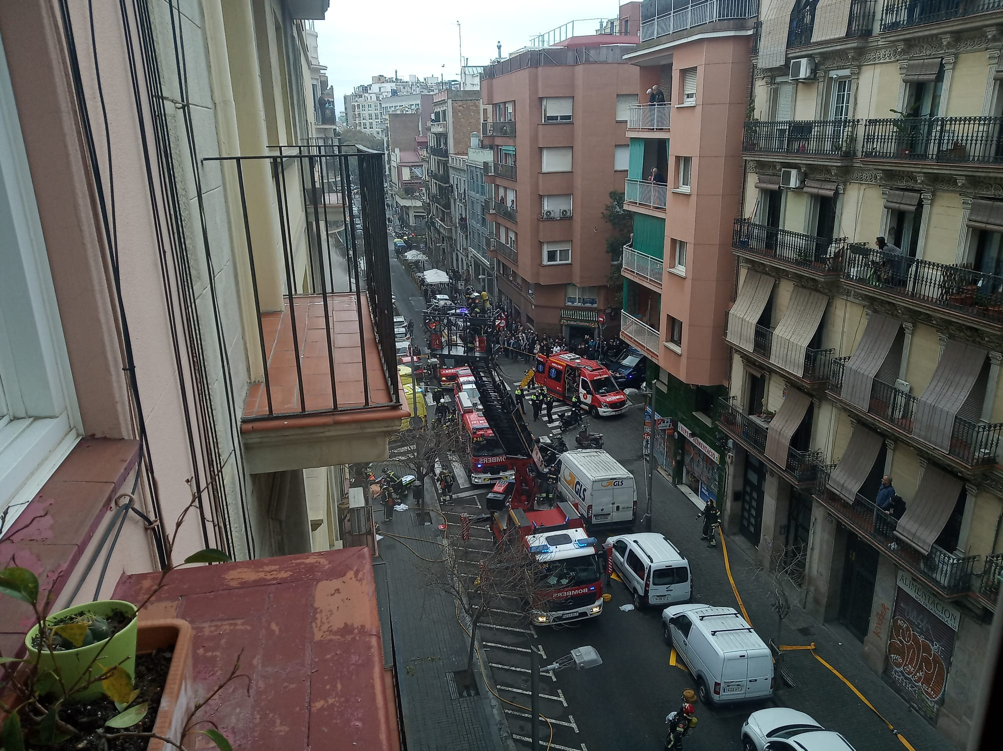 Incendio en un hotel del Poble-sec / CEDIDA