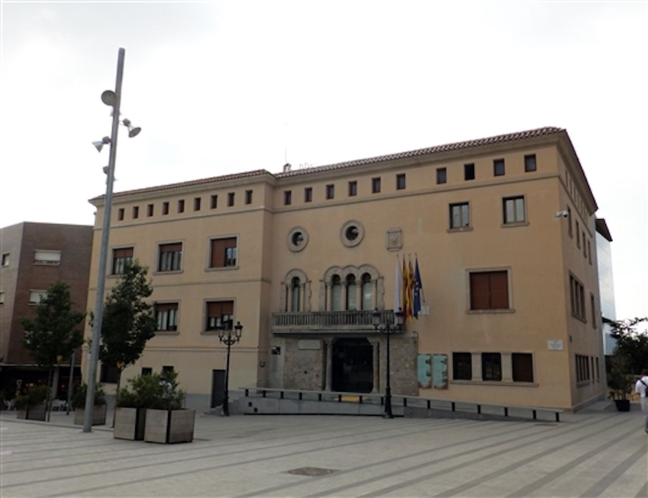 Sede del Ayuntamiento de Cornellà de Llobregat / AYUNTAMIENTO DE CORNELLÀ