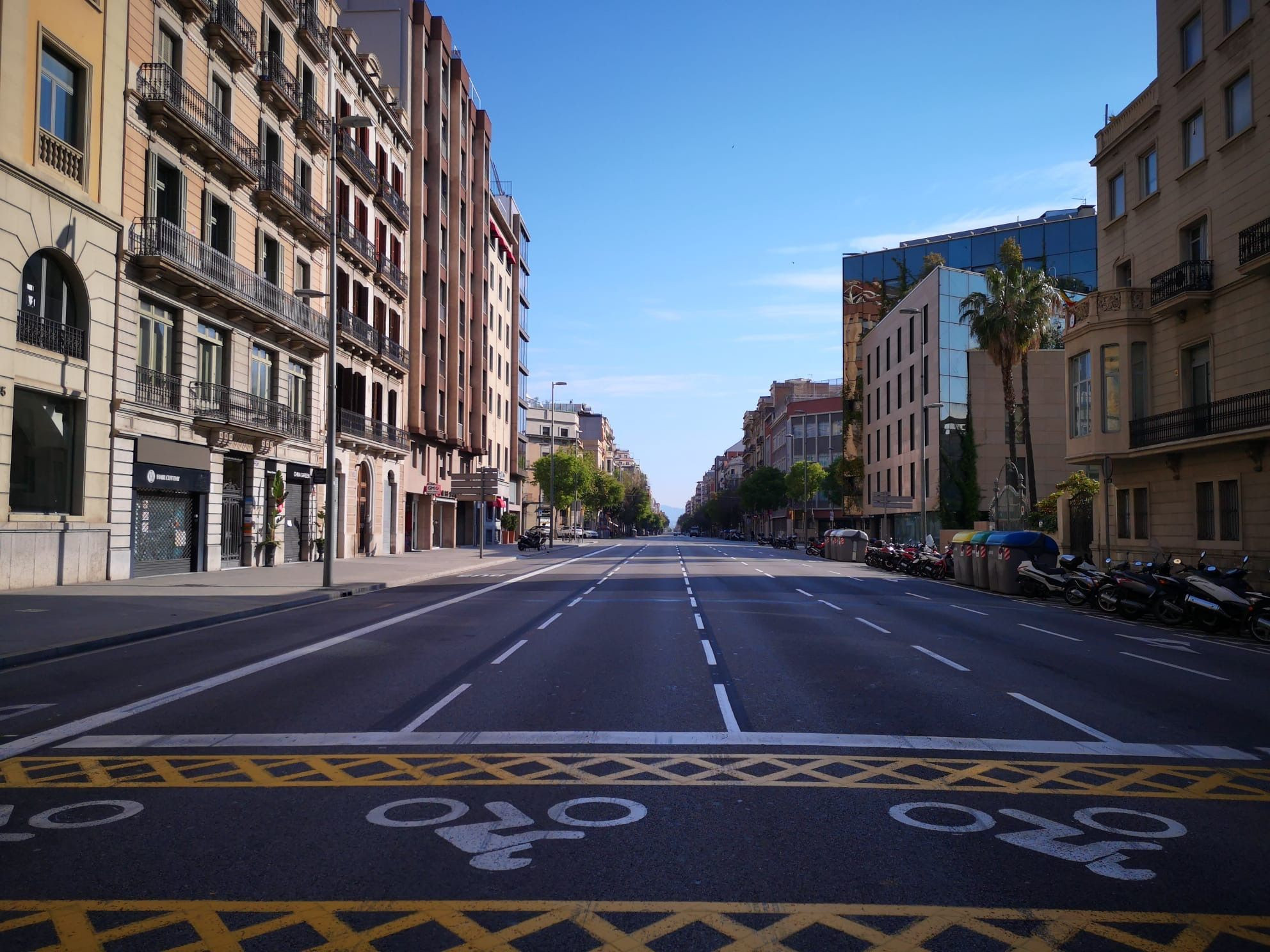 Calle de Aragó / JORDI SUBIRANA - METRÓPOLI