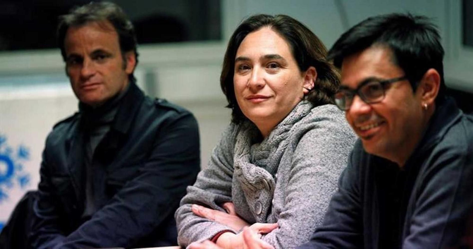 Ada Colau, entre Jaume Asens y Gerardo Pisarello / EFE